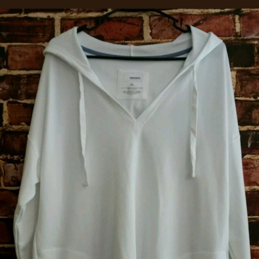Sonoma XL White Hooded V Neck Top NWT - Picture 2 of 7